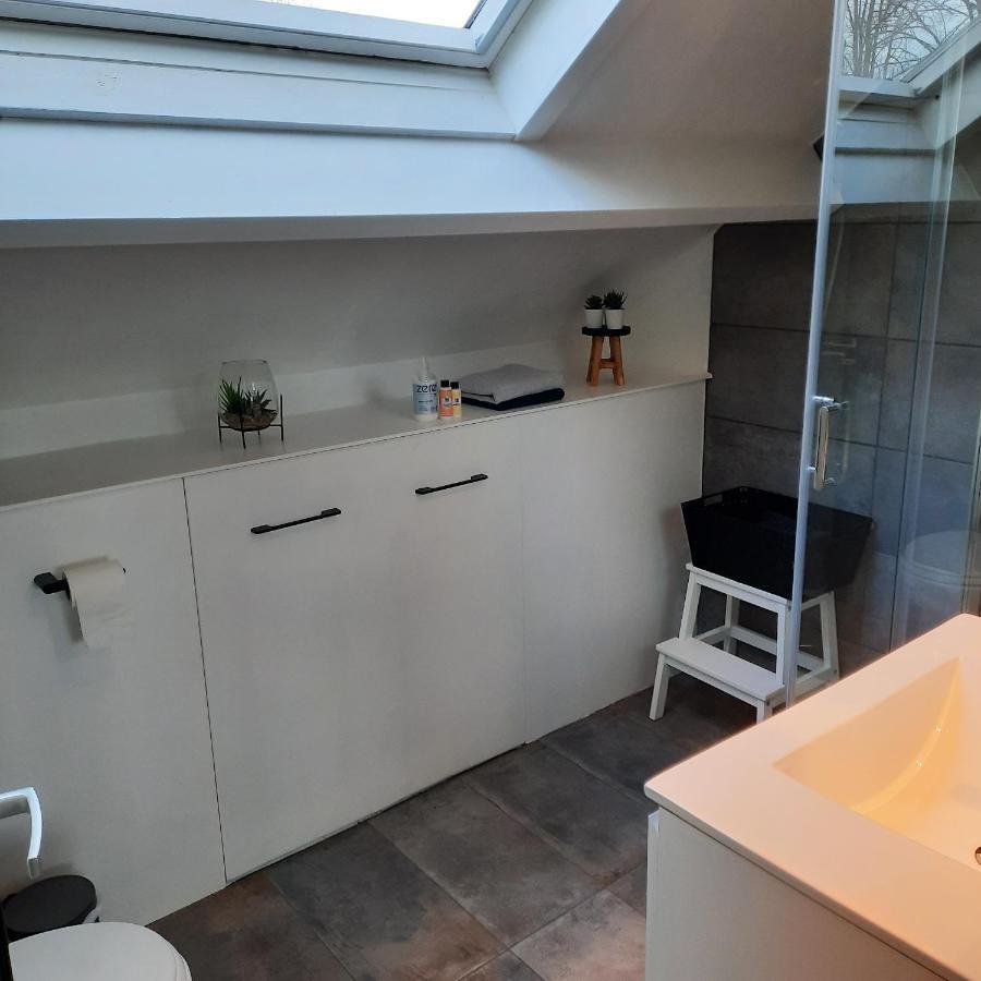 Studio 76 Groningen Met Gratis Leenfietsen Hotel Luaran gambar
